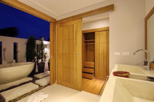 Fotografie z fotogalerie ubytování Villa Maliwan Bangrak v destinaci Nathon Bay