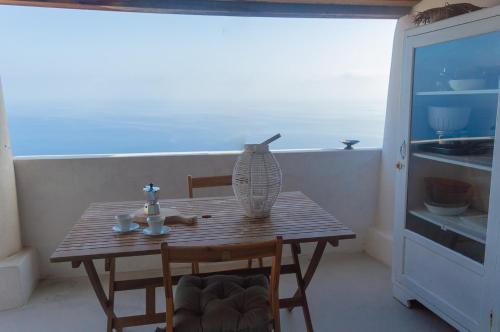 Fotografie z fotogalerie ubytování Casa Falco Della Regina v destinaci Filicudi