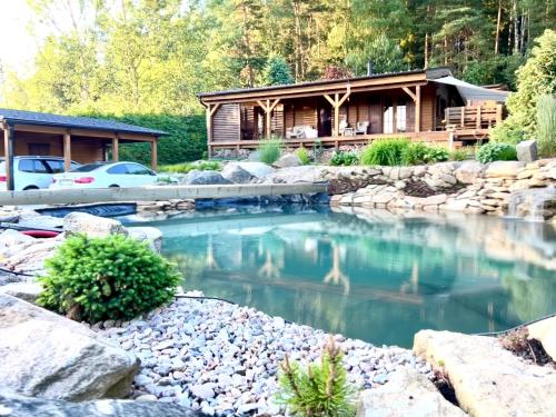 Log cabins at Iron Rose in Czech Canada