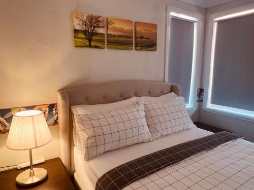 Gallery image of Spacious 6 Bedroom Holiday Home 15 Min Away From Melbourne Airport in Sydenham