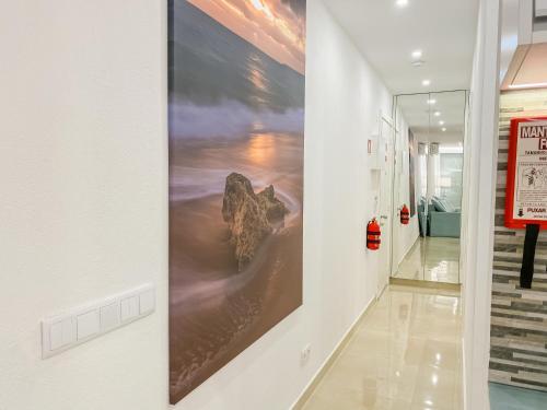 Luxury 2 min Beach with Balcony, Ocean view, Wifi, AC, SmartTV