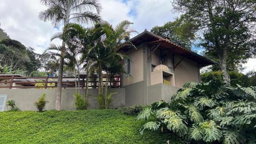 Taman di luar Sítio da Mata