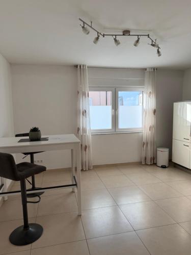 Una cocina o zona de cocina en Ferienwohnung Benjamin