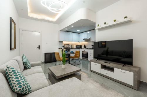 Dubai Marina - 1 BHK Elegant Apartment