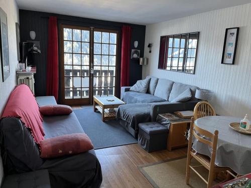 Appartement au Cœur de Châtel, 5 Pers, 2 Pièces, Balcon, 100m des Remontées mécaniques - FR-1-676-11