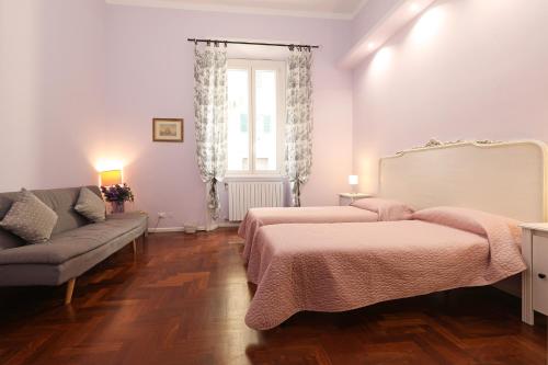 Arcudi Romance Home