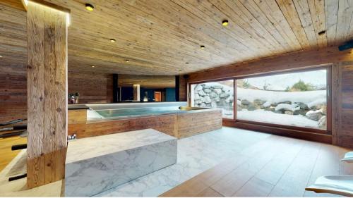 Chalet Les Moulins 5 chambres cheminée piscine sauna parking privé photo 3