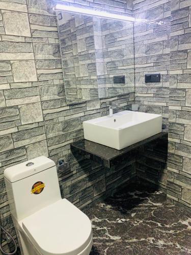 Un baño de Nethuli Inn Ella