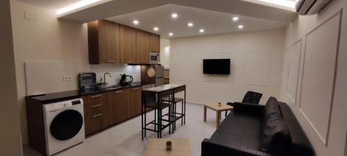 Queen Residence
