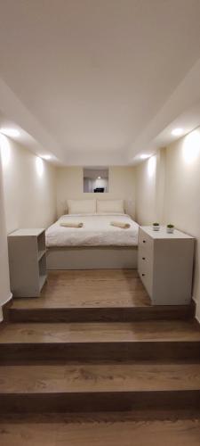 Queen Residence