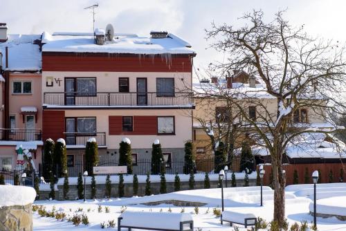 Villa Turris Apartamenty przy Muszyńskim Zamku semasa musim sejuk