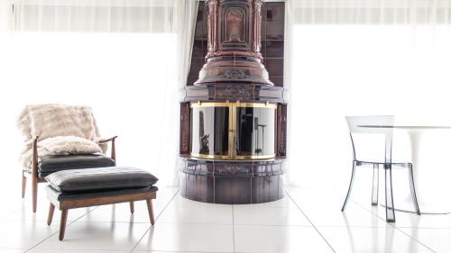 Χώρος καθιστικού στο Black & White Suite & SPA - Sauna & Jacuzzi