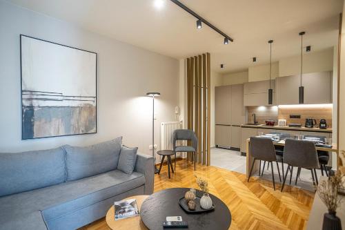 Cozy Luxury Apartment in Athens