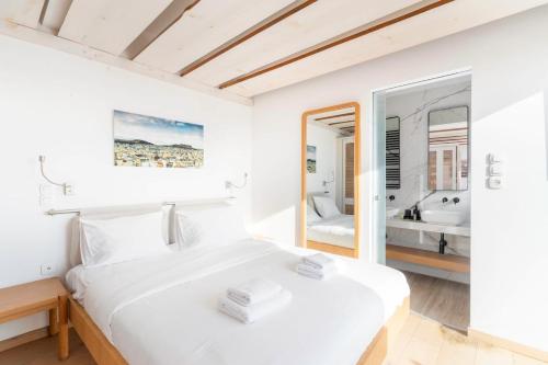 Sofokleous suite with Acropolis stunning view