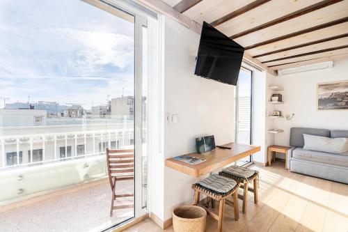 Sofokleous suite with Acropolis stunning view
