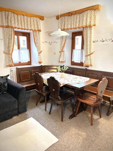 Al-Pine Apartment