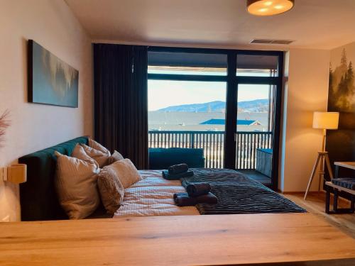 Postel nebo postele na pokoji v ubytování Tee House - Forest Apartment Čeladná