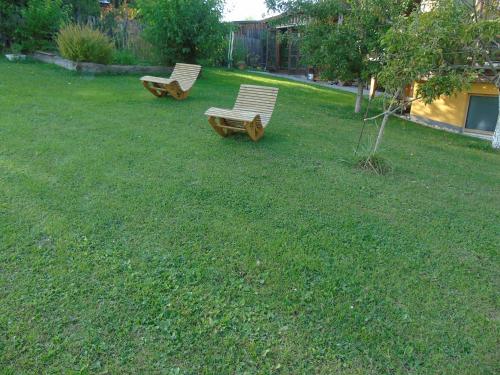 Κήπος έξω από το Ferienwohnung Csilla 2