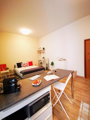 Mira Studio - Metro 2 passi - Duomo & Linate Direct - AC