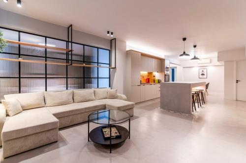 Katia's Central 3Bdr 3Bthr Aprt