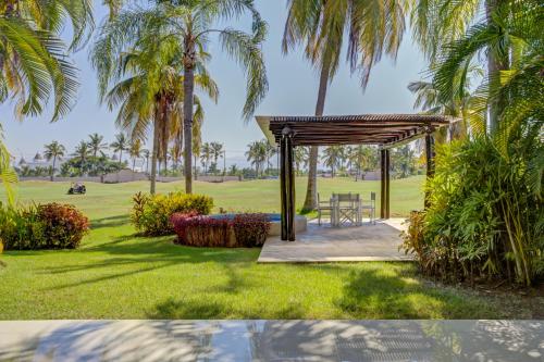 Κήπος έξω από το El Tigre, Ibiza Condos with Pool and Golf Views