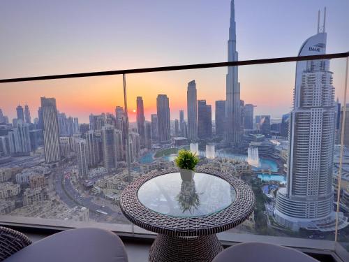 Luxury - Fountain Show & Burj Khalifa View - 2 BR - 3 beds