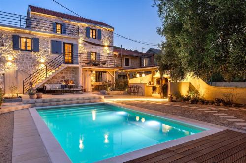 Villa pero -an artists home