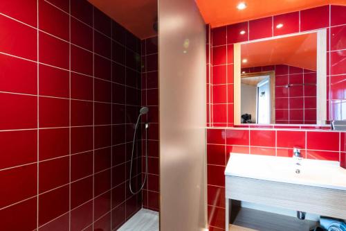 Ένα μπάνιο στο Chalet Mouflon - Magnifique appartement - vue a couper le souffle MAE-1731