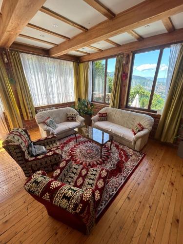 Ruang duduk di Villa White Dove Sarajevo
