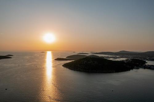 Apartments Amelie Ražanj