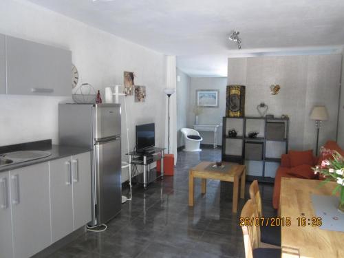 Η κουζίνα ή μικρή κουζίνα στο Chalet Atalants Yailja