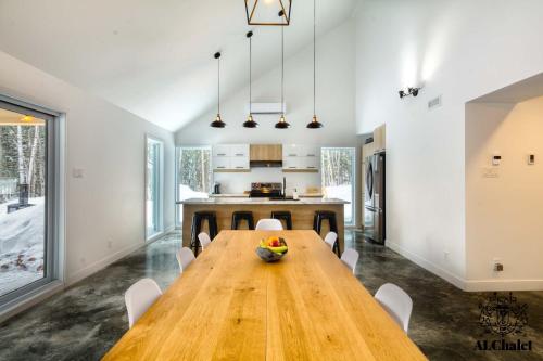 Φωτογραφία από το άλμπουμ του Cocotte d'hiver - Chalereux avec Foyer intérieur σε Petite-Riviere-Saint-Francois