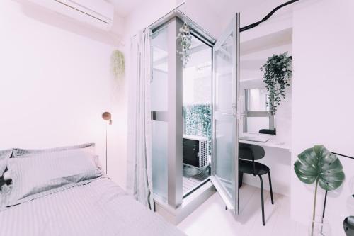 Minimalist Loft Namba Compact Studio with a 24-hour Gym MA602