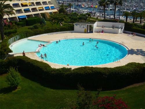 Appartement 2 pièces climatisé avec parking, terrasse - Port Camargue - FR-1-731-110