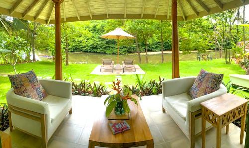 Un jardín fuera de Nirbana Retreat