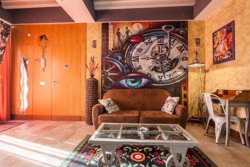 A seating area at SevillaHome- Ave Cesar