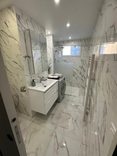 Photo de la galerie de l'établissement Coquet appartement douillet, à Avignon