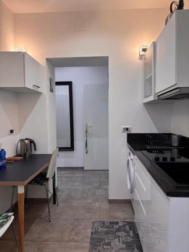 Dapur atau dapur kecil di Apartment Alina