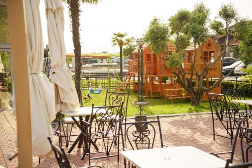 Gallery image of Hotel Oasis in Podgorica