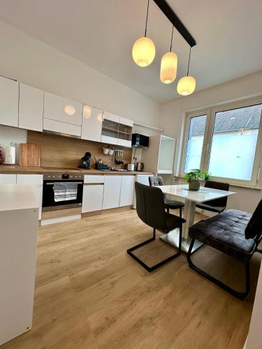 Кухня или мини-кухня в Schulz Apartments Menden
