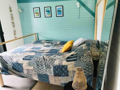 Ένα ή περισσότερα κρεβάτια σε δωμάτιο στο La cabane scandinave