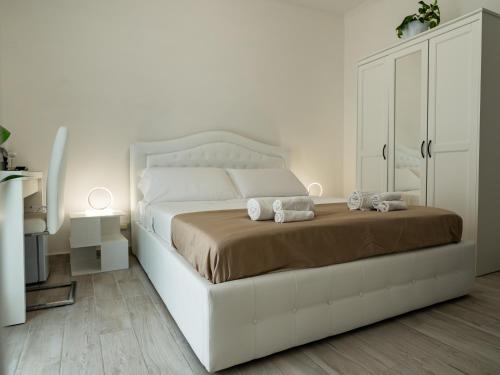 Felix Rooms