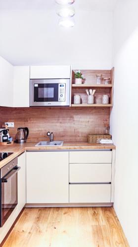 1 BDR - Apartment Deluxe, right near Vienna's Old City