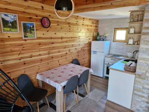 ครัวหรือมุมครัวของ Cottage Vodice 2, Zlatibor