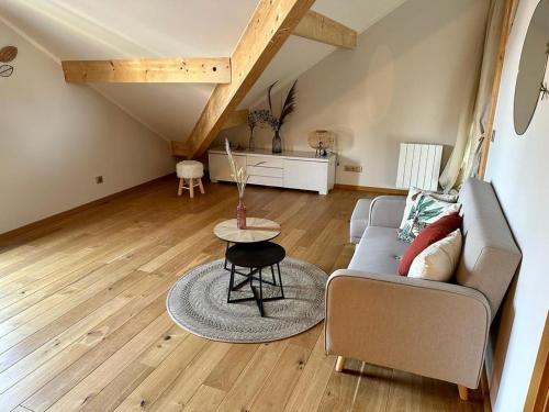 Appartement, 20m du lac Conjux, vue lac