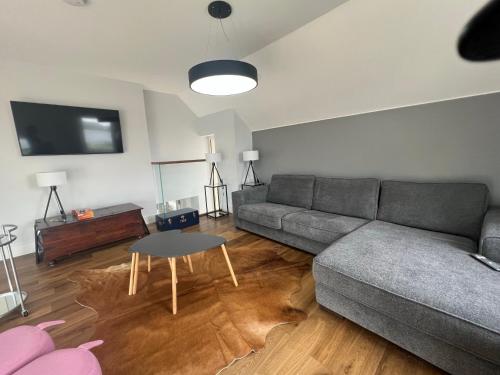 Ruang duduk di Exlusive Modern living on Valentia Island