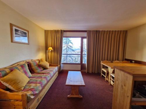 Χώρος καθιστικού στο Appartement 3 pièces avec piscine, animaux acceptés, proche télécabine - FR-1-411-49