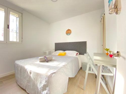Postel nebo postele na pokoji v ubytování Gypsy Budget Room Shared Flat