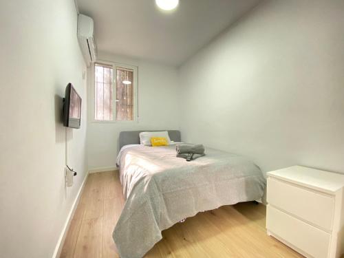 Postel nebo postele na pokoji v ubytování Gypsy Budget Room Shared Flat