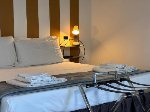 メッシーナにあるPoseidon- Seaviewの病院のベッド(タオル付)